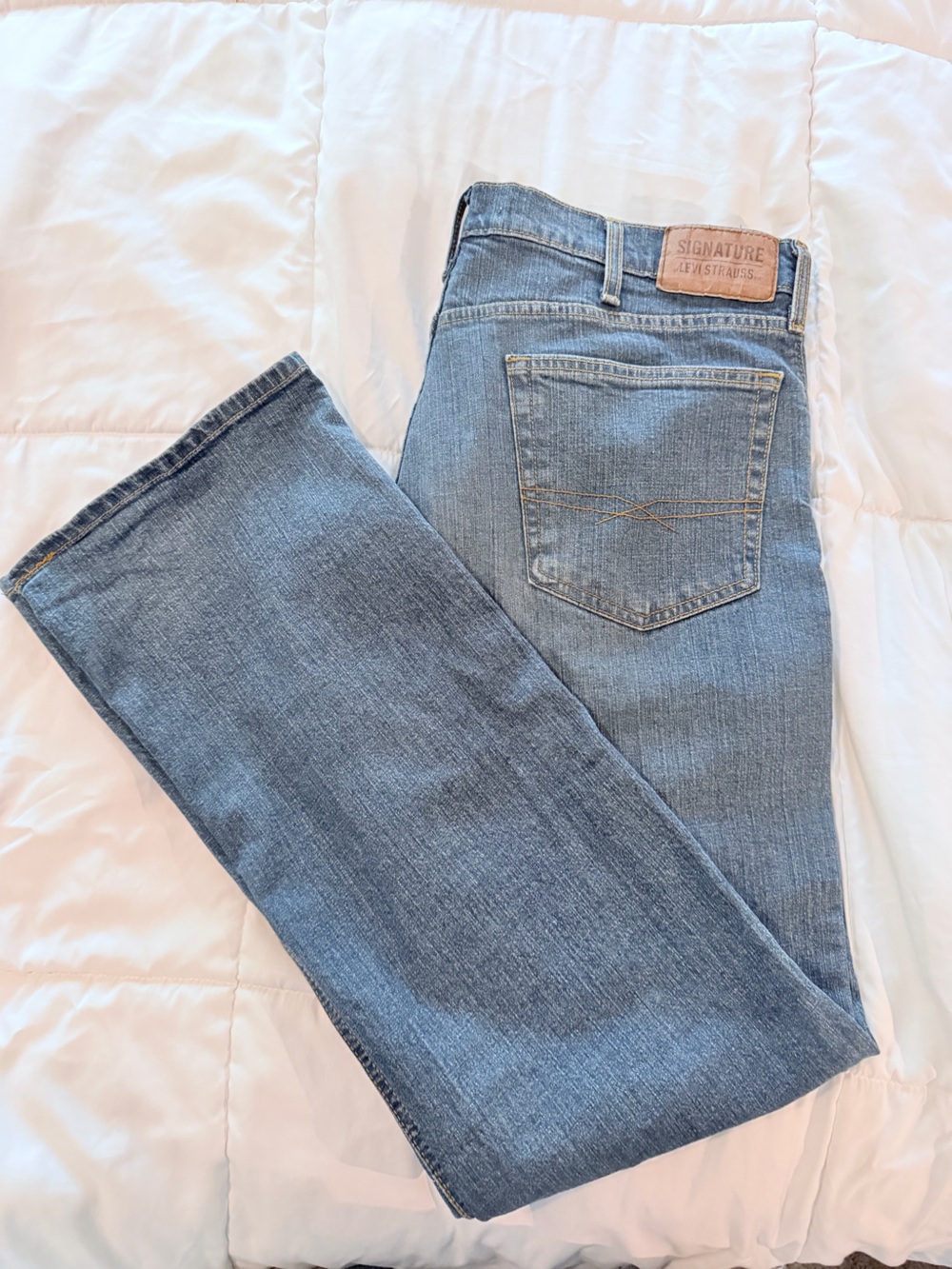 Signature by Levi Strauss Light Blue Boot Cut Men's Jeans